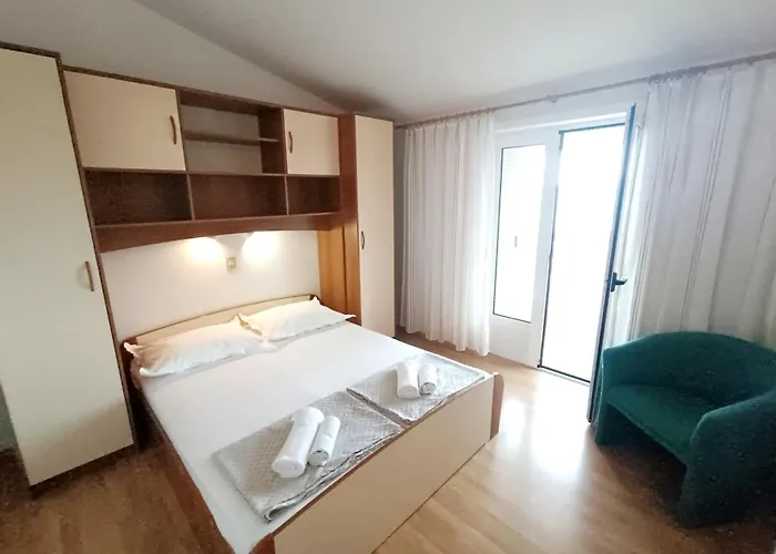 2714c Podgora (Split-Dalmatia)